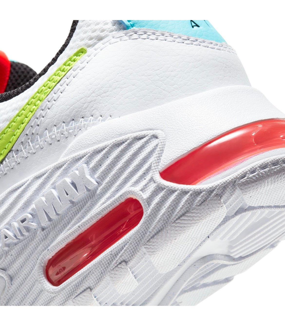 NIKE
AIR MAX EXCEE Size 6.5 women