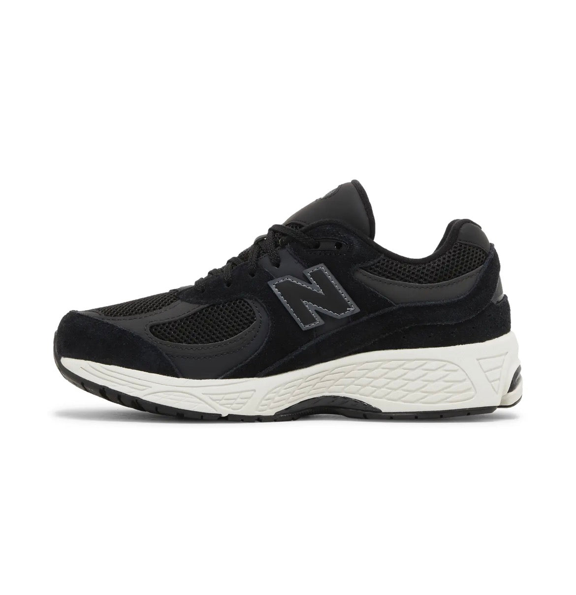 New Balance 2002R Big Kid 'Black Phantom' size 3.5