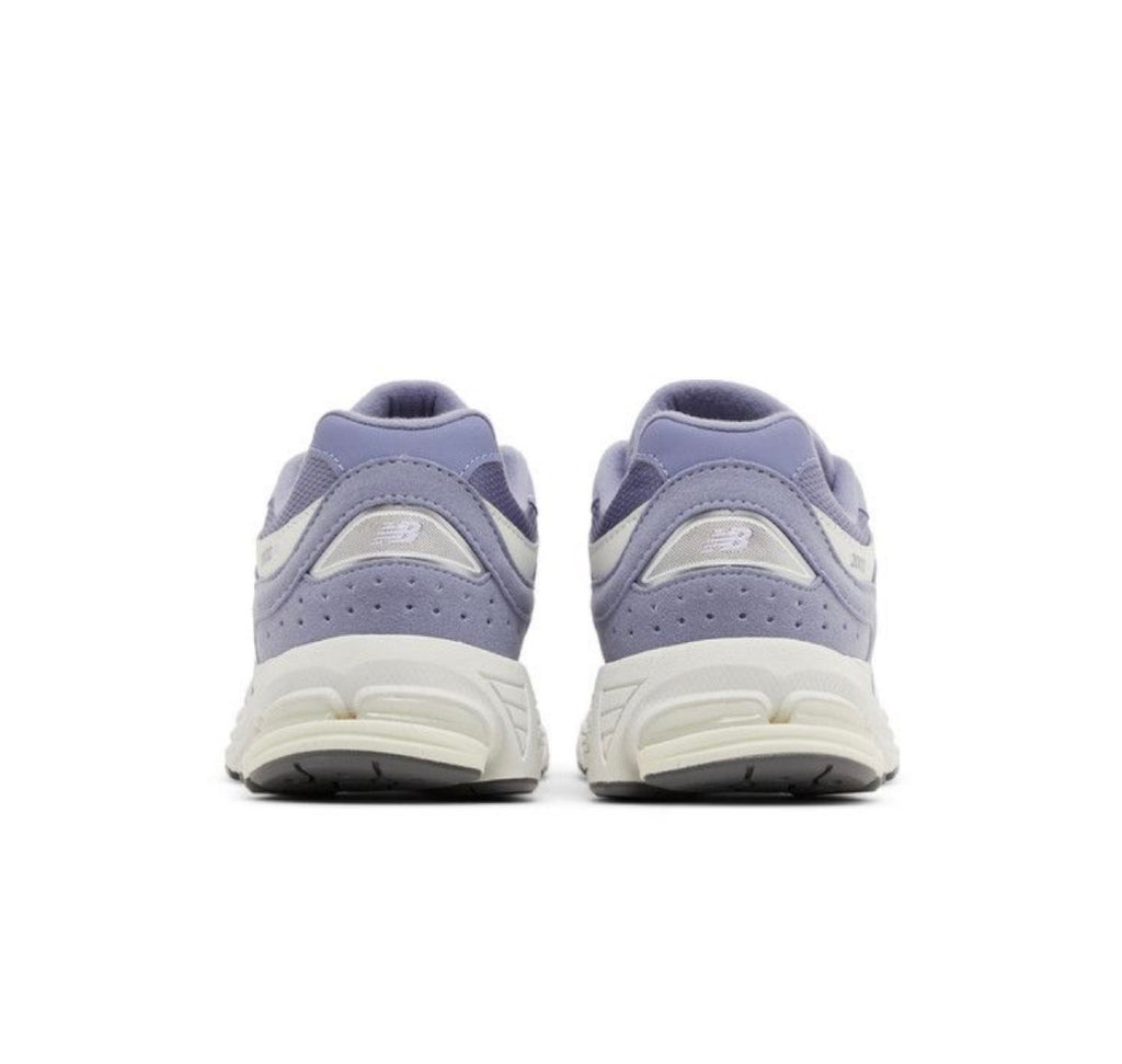 New Balance 2002R Big Kid 'Astral Purple' size 4