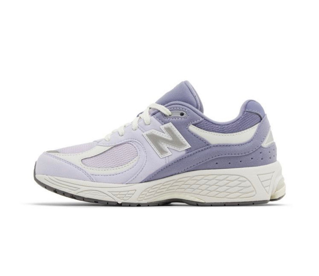 New Balance 2002R Big Kid 'Astral Purple' size 4