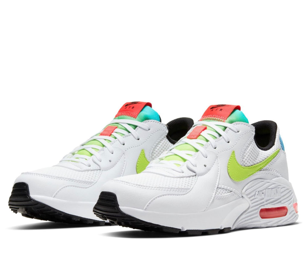 NIKE
AIR MAX EXCEE Size 6.5 women
