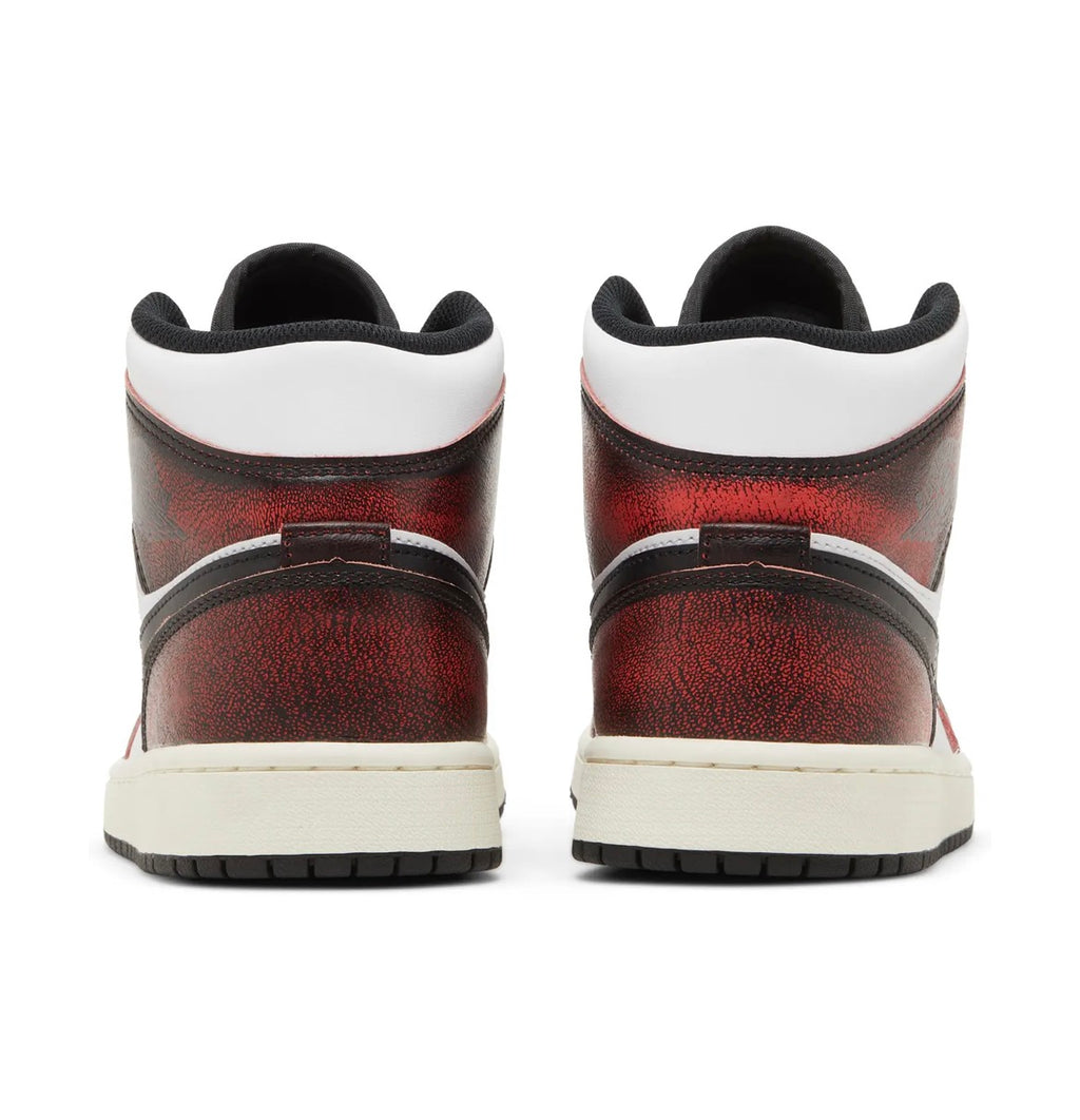 Air Jordan 1 Mid SE 'Wear-Away' size 4y