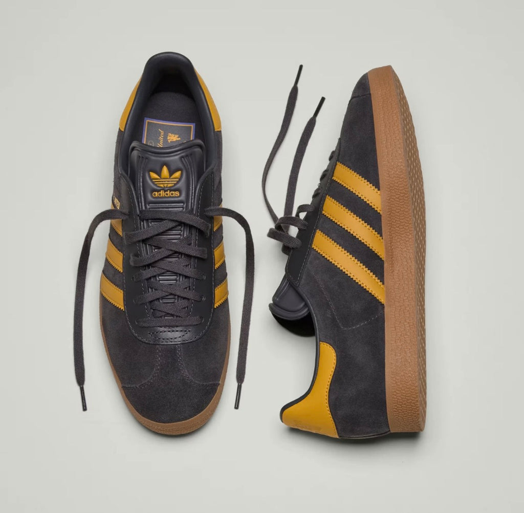 MANCHESTER UNITED X GAZELLE 'THIRD KIT' size 8.5 Men